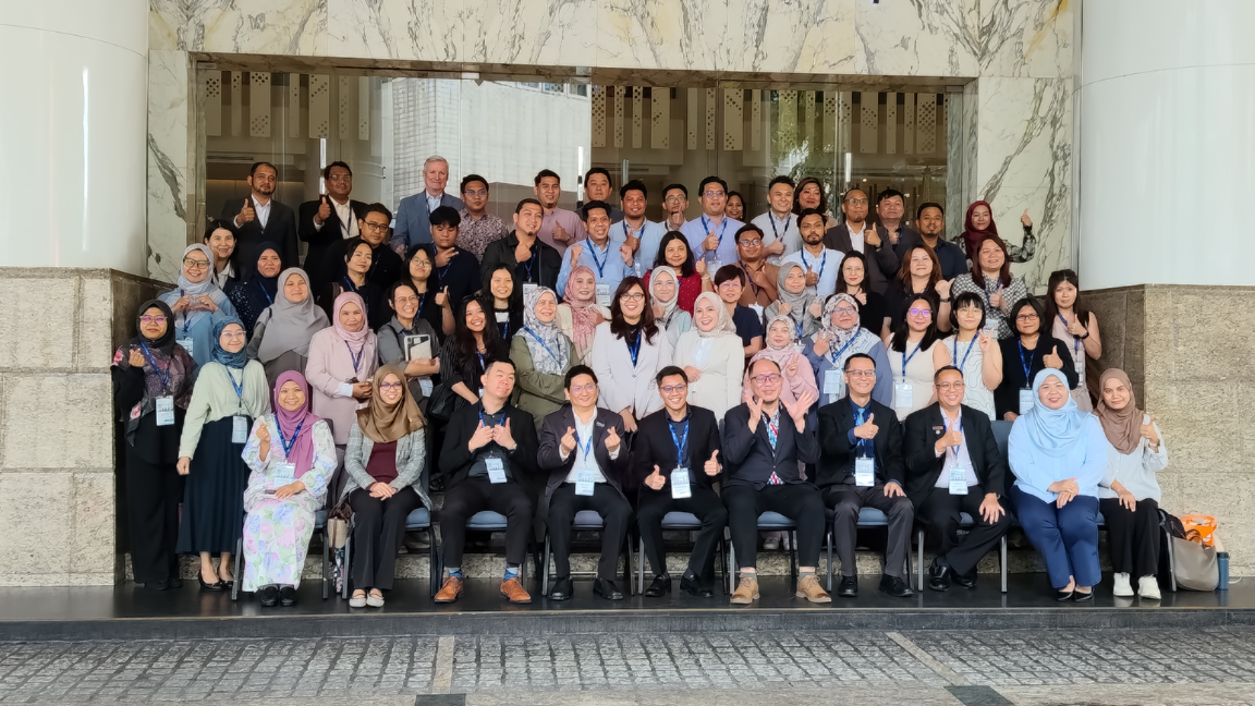 ServeDeck at Comfori leasing conference group photo